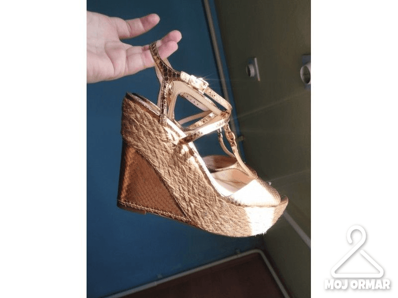 Ormar.app | sajt za prodaju garderobe | 1