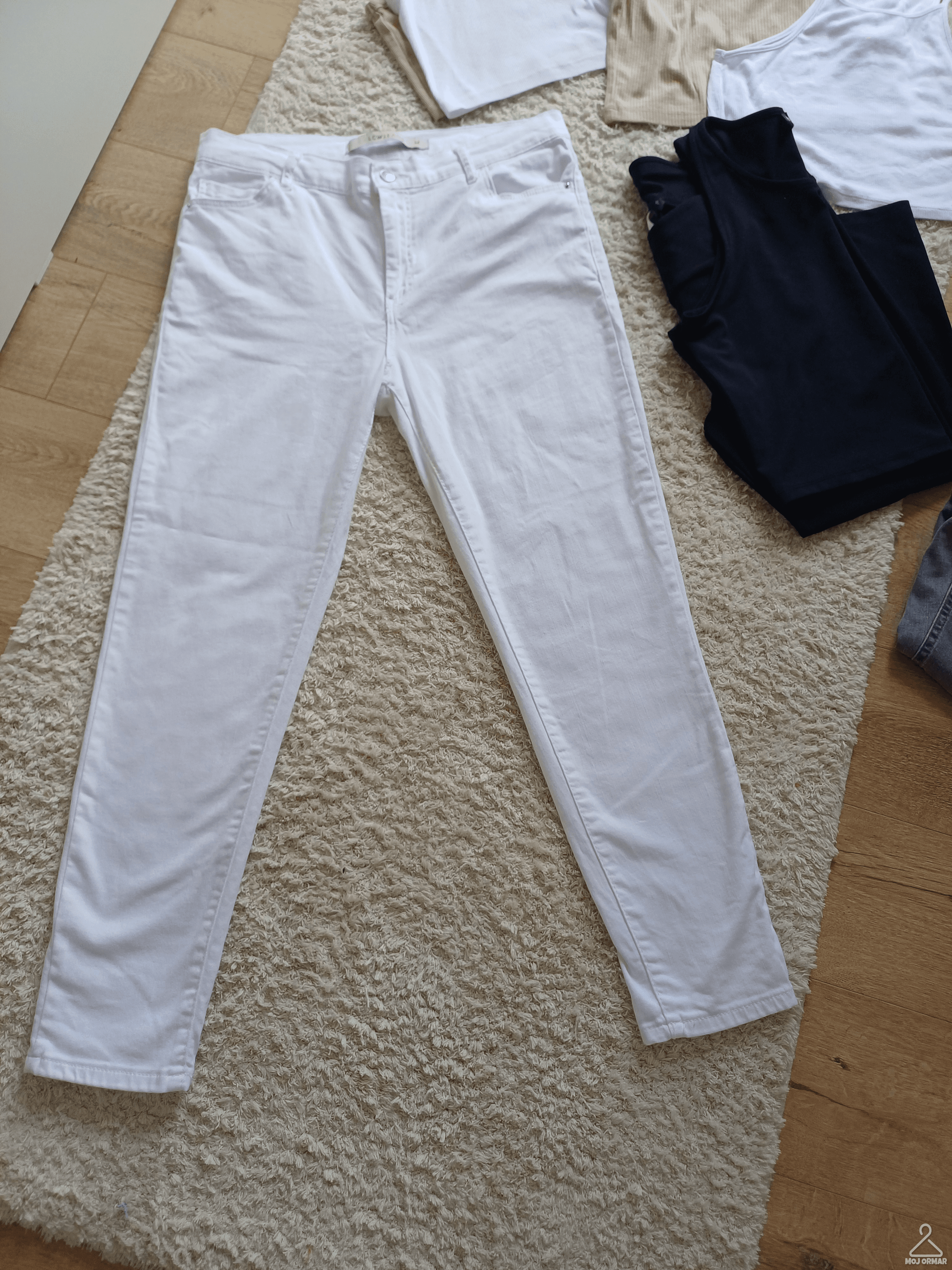 Ormar.app | sajt za prodaju garderobe | 1