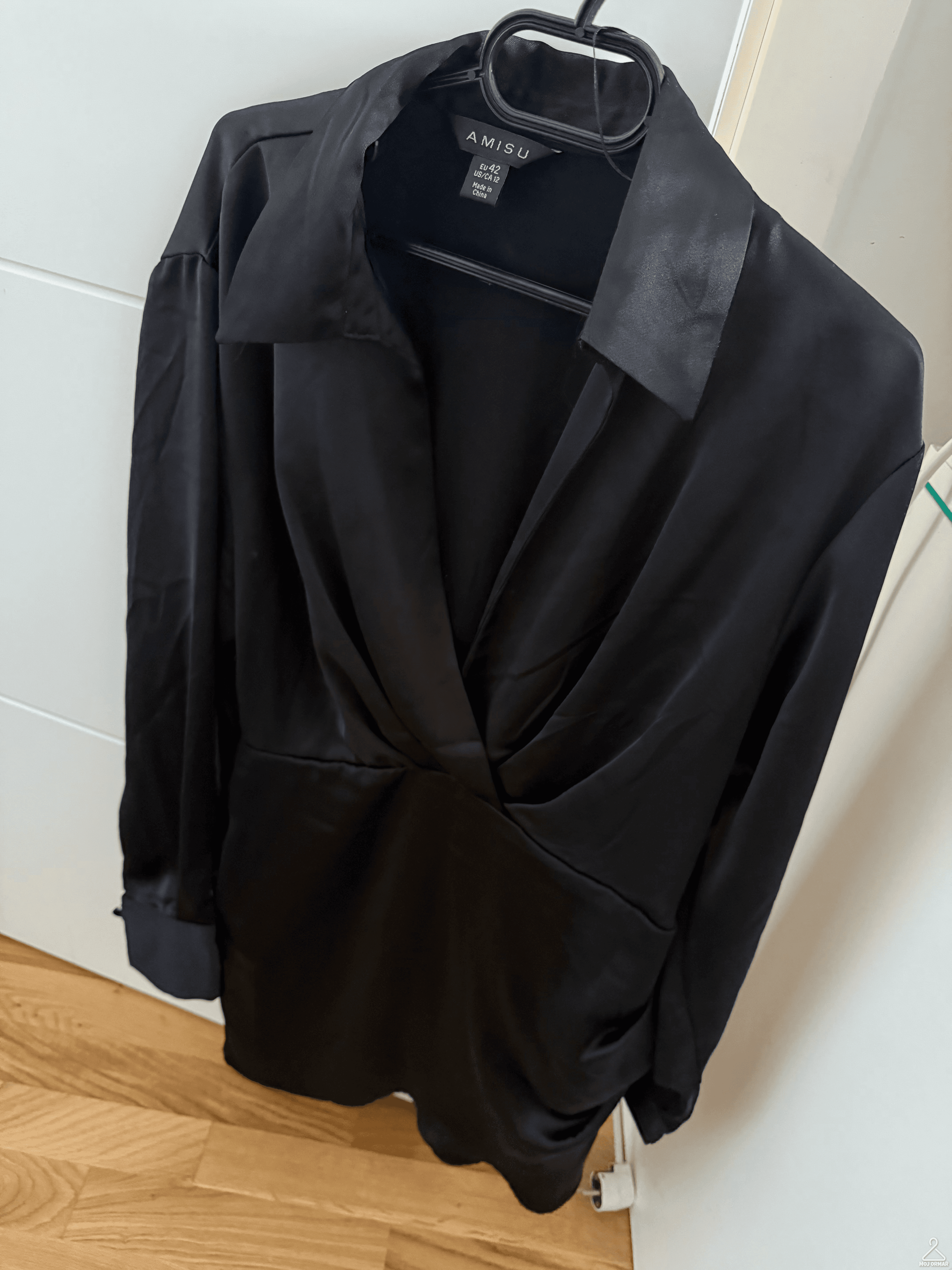 Ormar.app | sajt za prodaju garderobe | 1