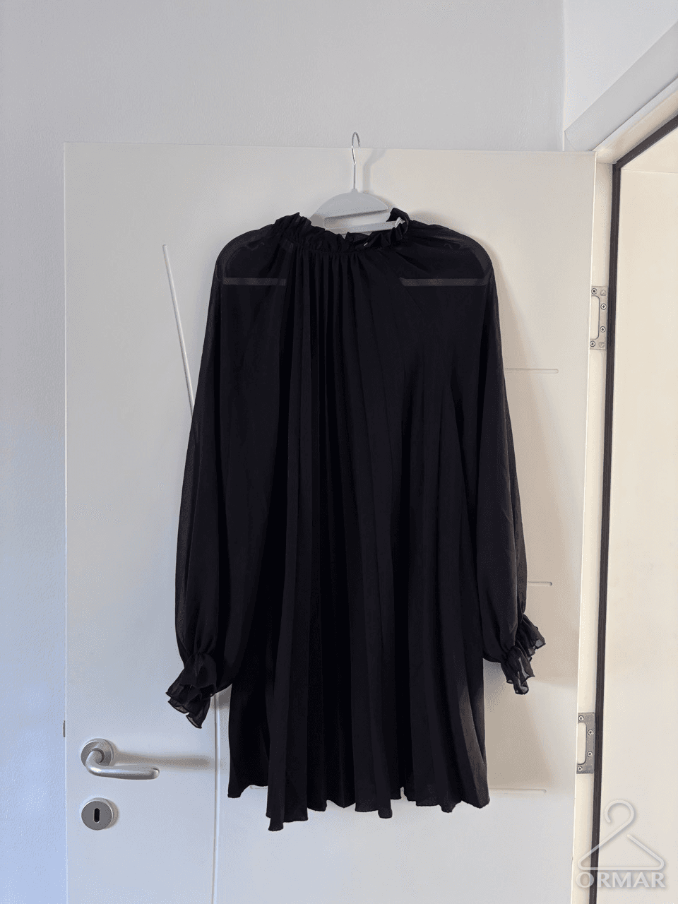 Ormar.app | sajt za prodaju garderobe | 1