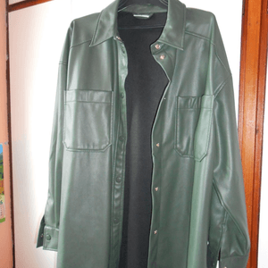 Cropped Faux leather Jacket