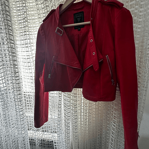 Cropped Faux leather Jacket