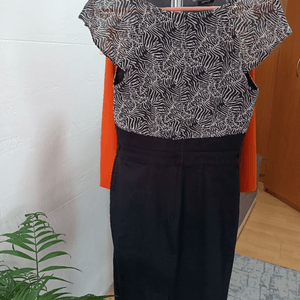 Cropped Faux leather Jacket