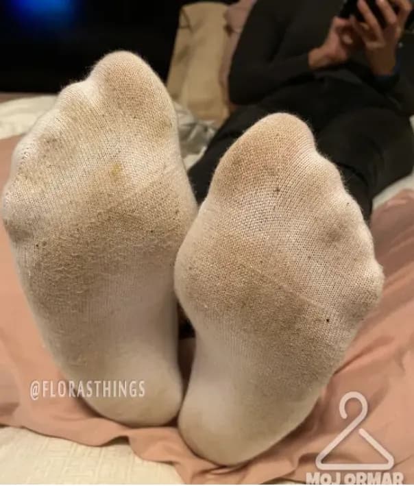 kupujem nosene zenske carape