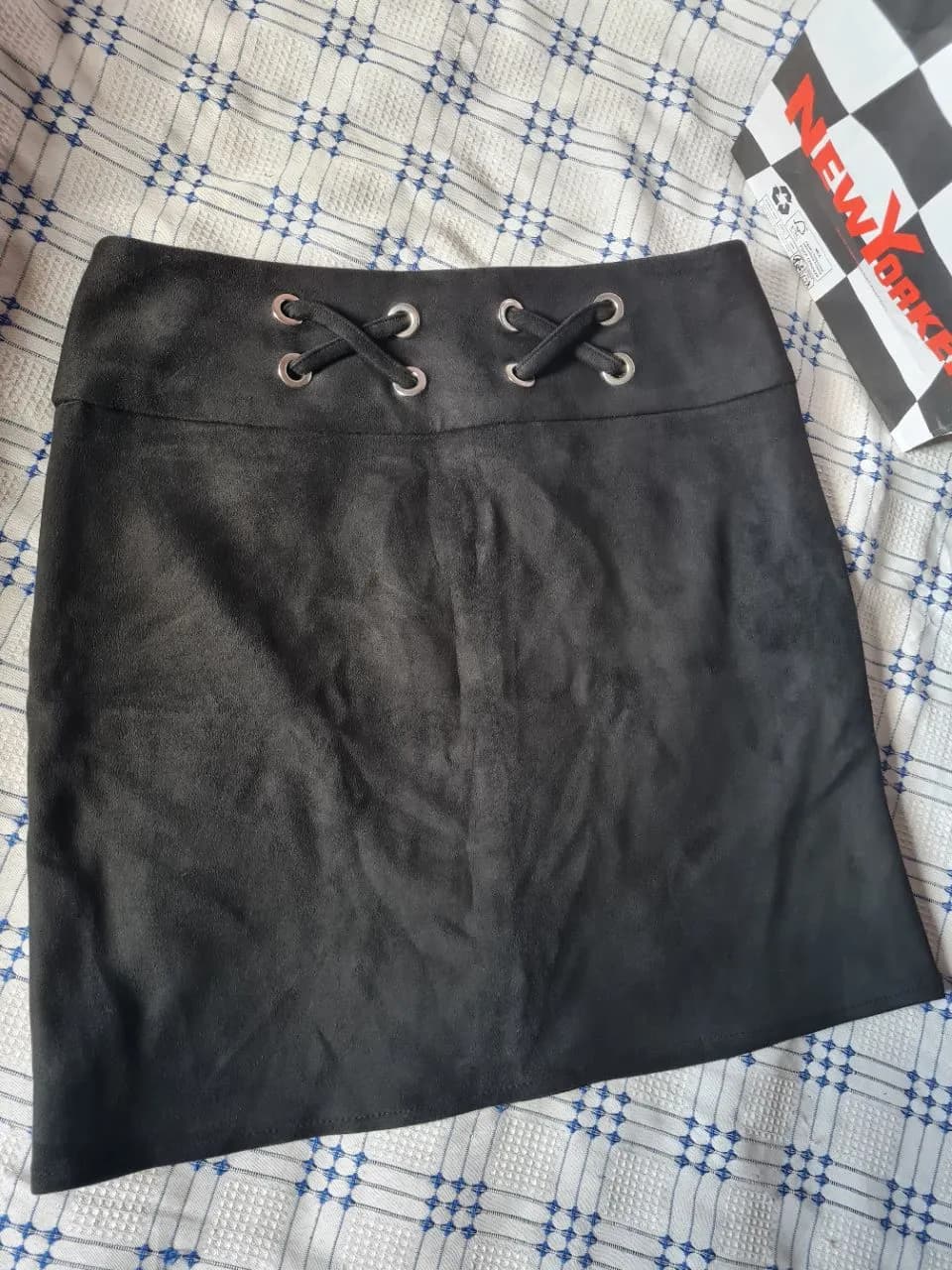 Nova mini suknja, L velicina