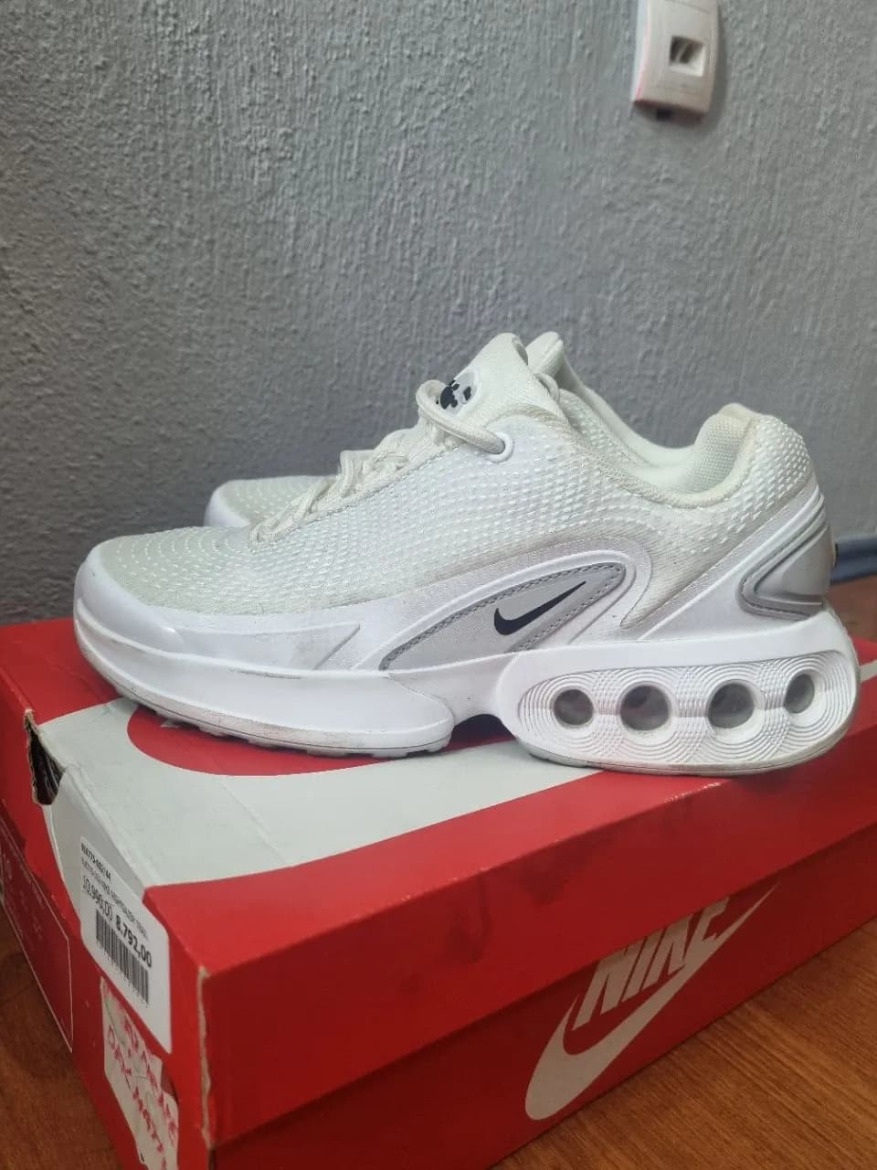 Zenske patike Nike Air Max Dn br.39